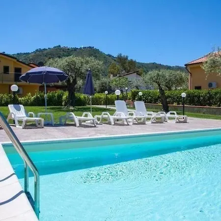 Ferienwohnung Fuer 6 Personen Ca 75 Qm In Cefalu, Sizilien Nordkueste Von Sizilien - B59159 *
