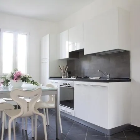 Apartment Ferienwohnung Fuer 6 Personen Ca 75 Qm In Cefalu, Sizilien Nordkueste Von Sizilien - B59159 *
