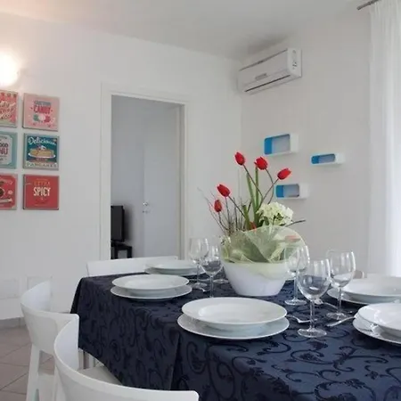 Apartment Ferienwohnung Fuer 6 Personen Ca 75 Qm In Cefalu, Sizilien Nordkueste Von Sizilien - B59159